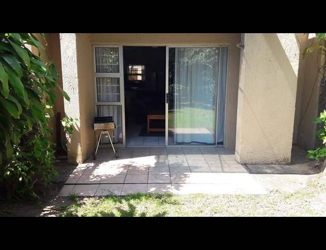 2 BEDROOM PROPERTY TO RENT IN MEER EN SEE